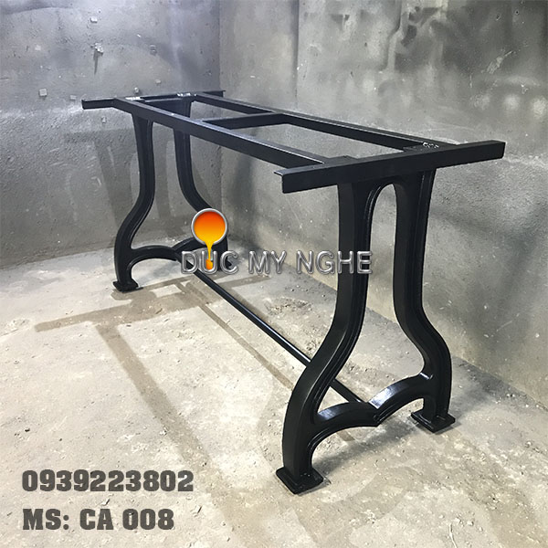 Bàn ăn cafe gang đúc CA 008